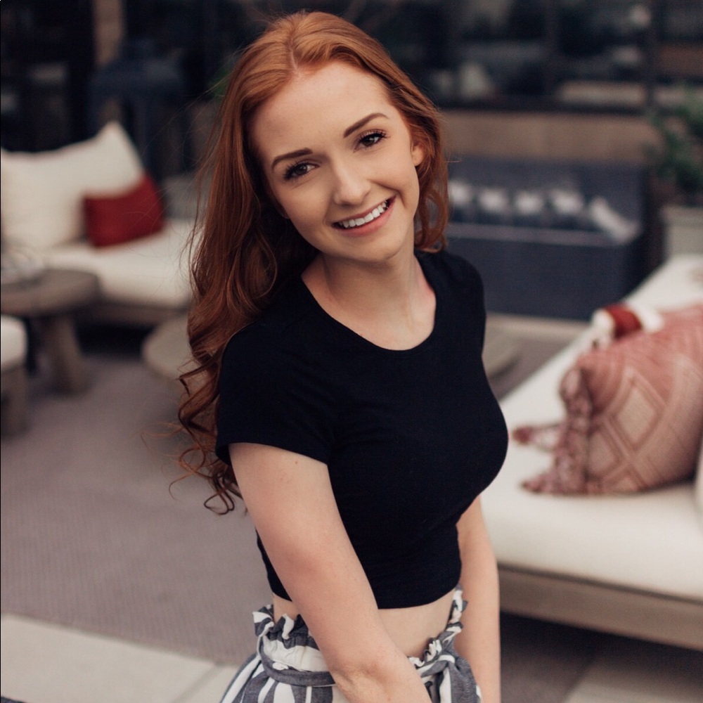 Meet your Posher, Abby